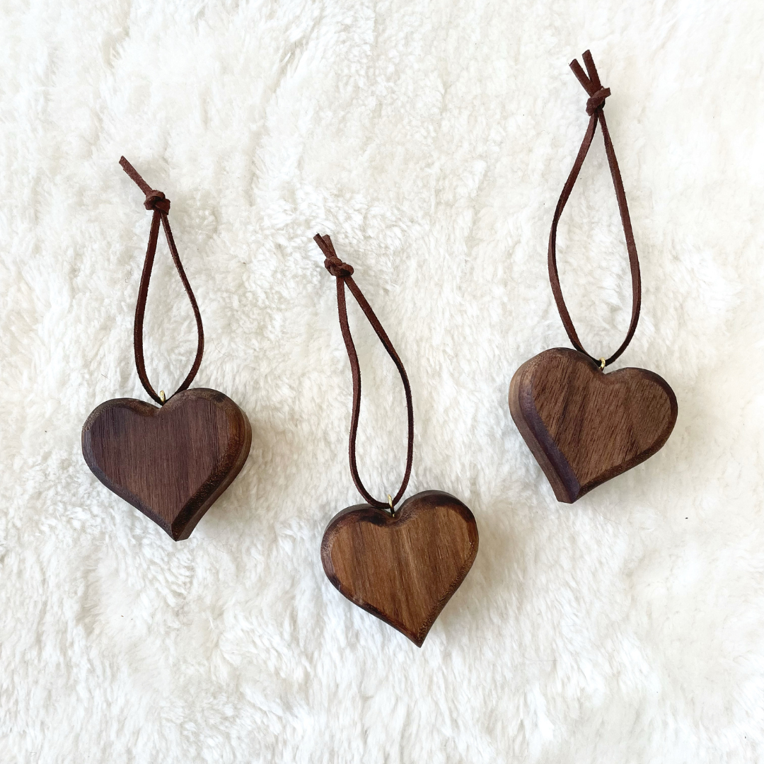 Single Walnut Heart Ornament