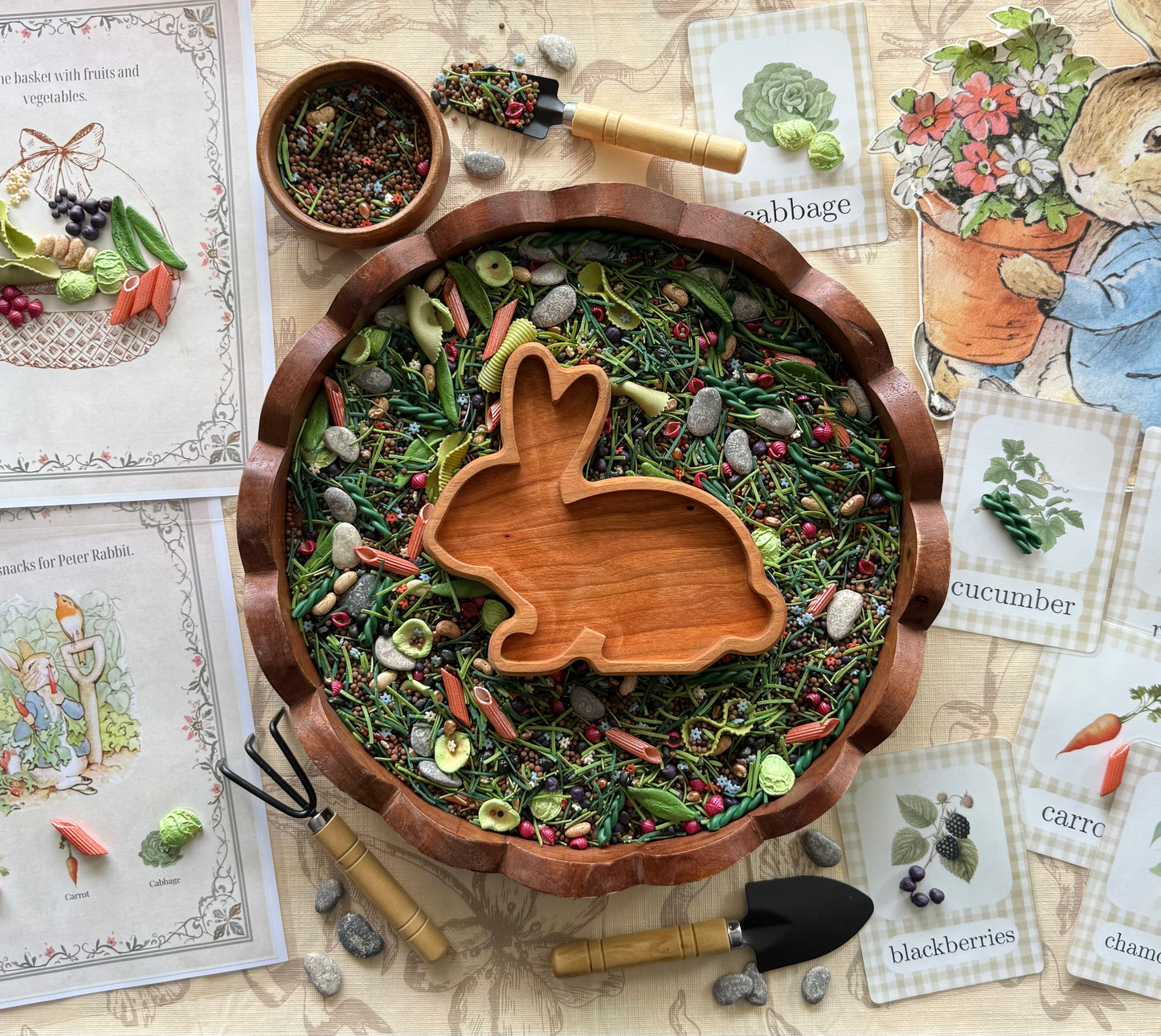 Bunny Tray (Sitting)