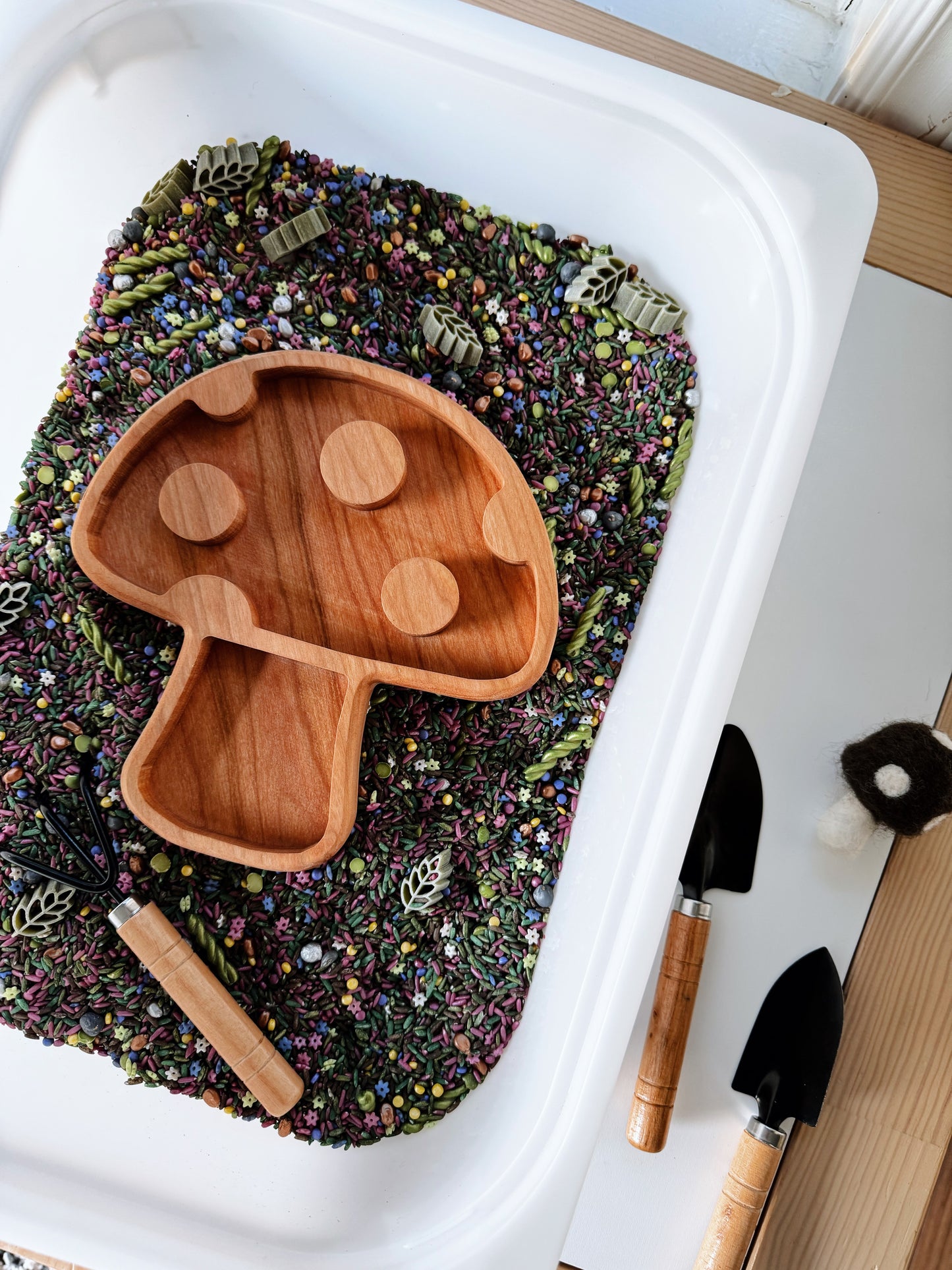 Mushroom Tray